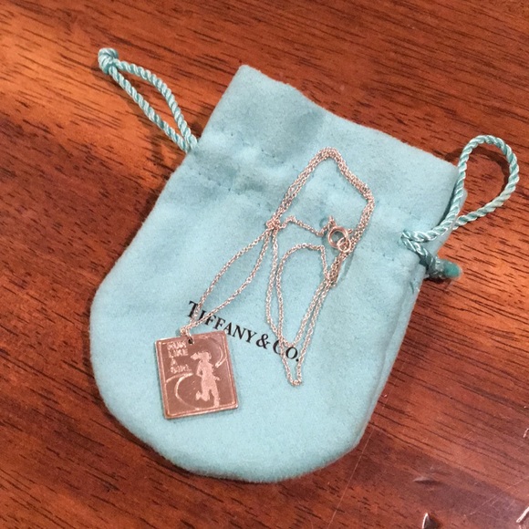 Tiffany Nike Womens Marathon Necklace 